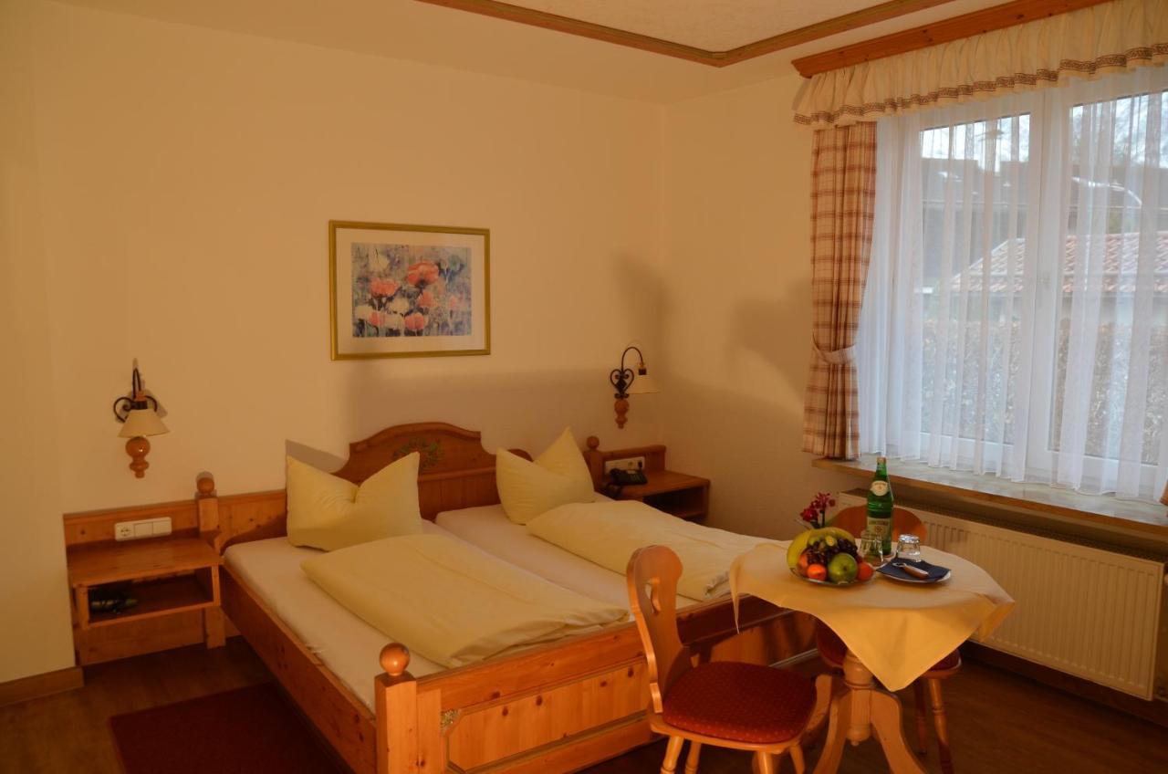 Gaestehaus Maria Гарміш-Партенкірхен Екстер'єр фото