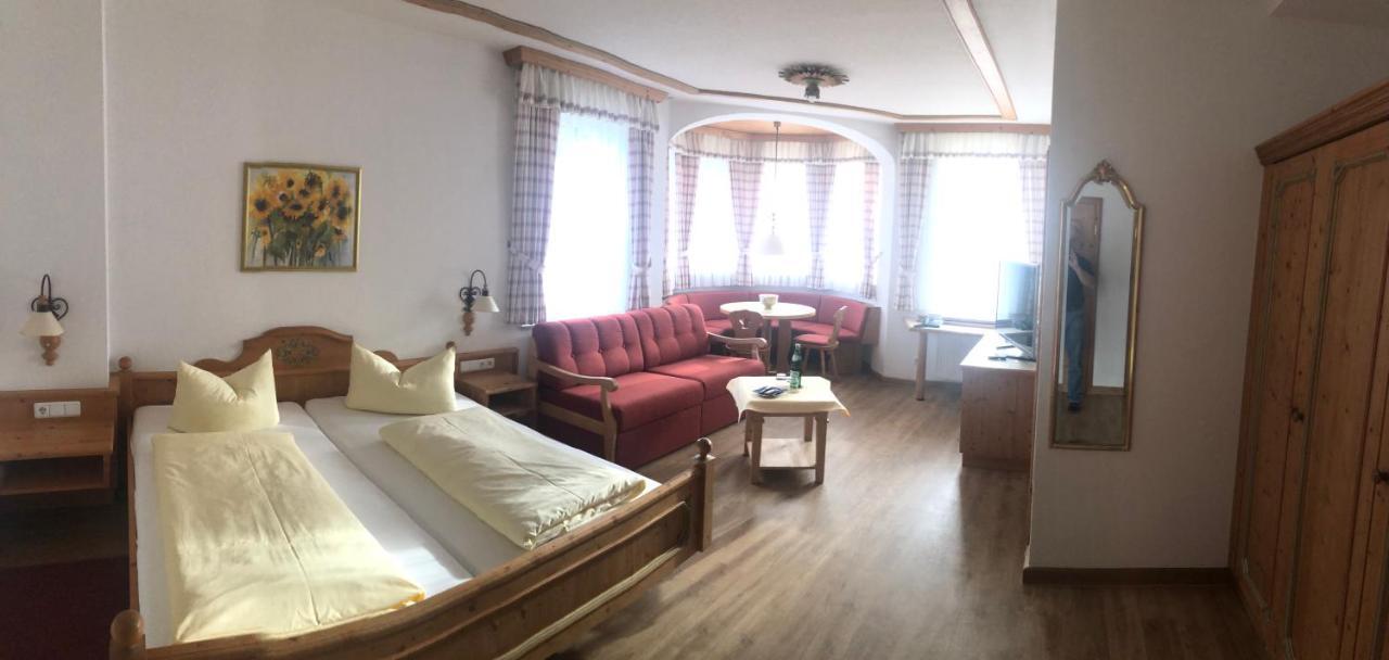 Gaestehaus Maria Гарміш-Партенкірхен Екстер'єр фото